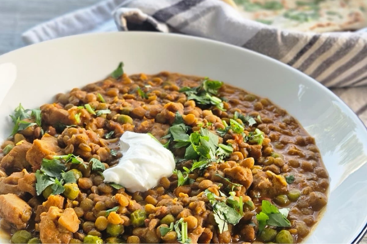 Chicken & Lentil Curry with Peas